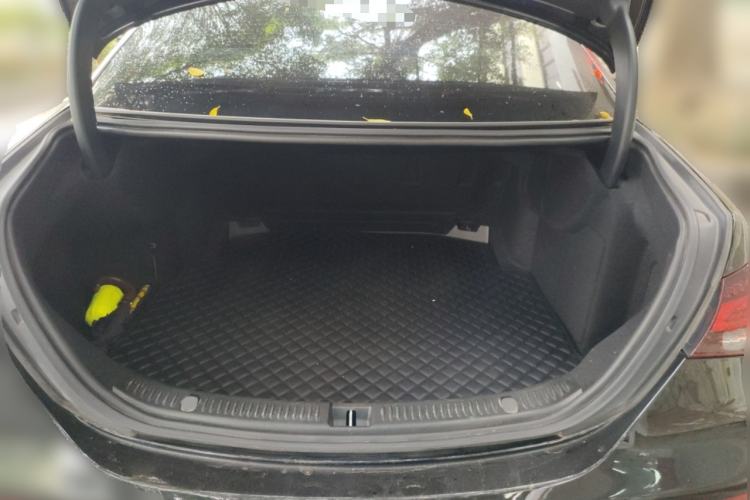 Used Mercedes-Benz E-Class 2022 Updated E 300 L Luxury Edition
