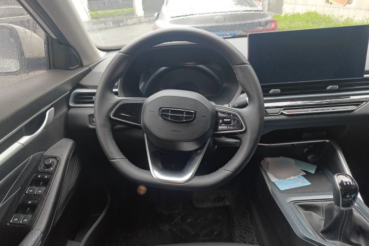 Used Geely Auto Emgrand 2025 4th Generation 1.5L Manual – Dragon Edition