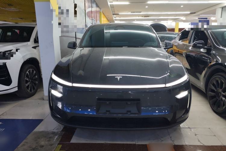 Used Tesla Model Y 2025 Long-Range All-Wheel Drive First Edition Front