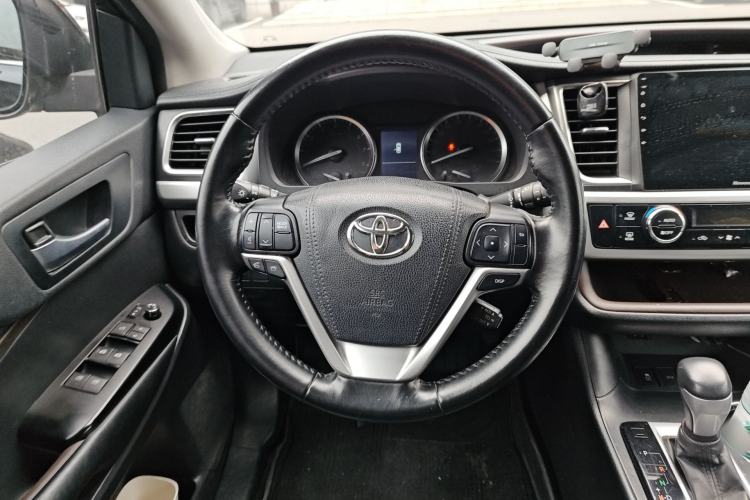 Used Toyota Highlander 2015 2.0T Four-Wheel Drive Luxury Edition 7-Seater Steering Wheel