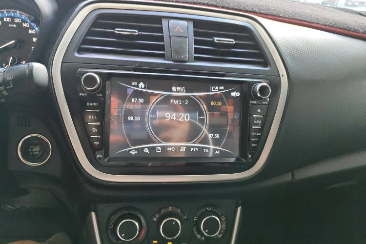 Used Suzuki S-Cross 2014 1.6L CVT Two-Wheel Drive Entry Model