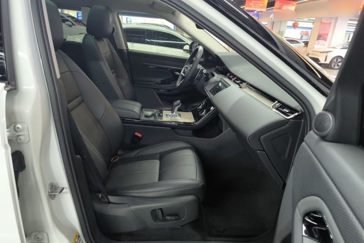 Used Land Rover Range Evoque 2021 Range Rover Velar 249 PS R-Dynamic S Performance Edition Right Front Seat