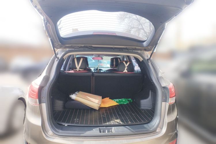 Used Hyundai ix35 2013 2.0L Automatic Two-Wheel Drive Smart GLS China IV Standard
