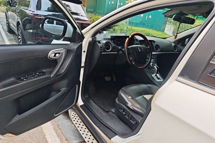 Used Luxgen Great 7 SUV 2012 Limited-Edition Sharp Model 2.2T Two-Wheel Drive Smart Version
