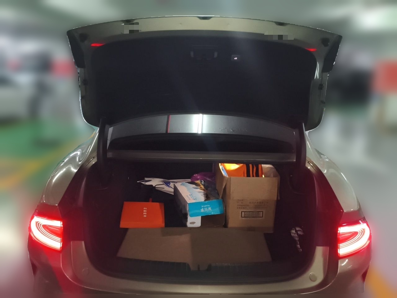 Xiaomi Auto SU7 2024 Rear-Drive Long-Range Intelligent Driving Version — снимка 19