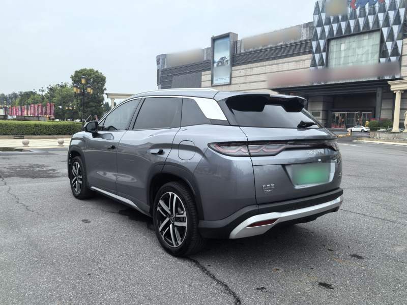 Used BYD Song L DM-i 2024 112 km Leading Edition — 32