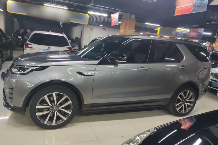 Used Land Rover Discovery 2021 360 PS R-Dynamic SE
