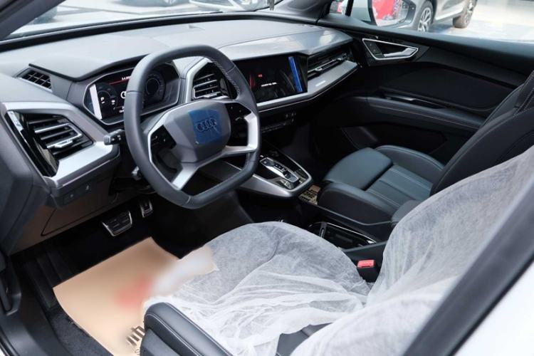 Used Audi Q4 e-tron 2024 40 e-tron Adventure Edition Interior 3