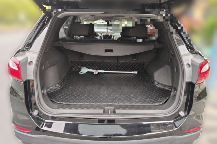 Used Chevrolet Equinox 2019 Redline 550T Automatic All-Wheel-Drive Trailblazer RS China VI Standard Trunk