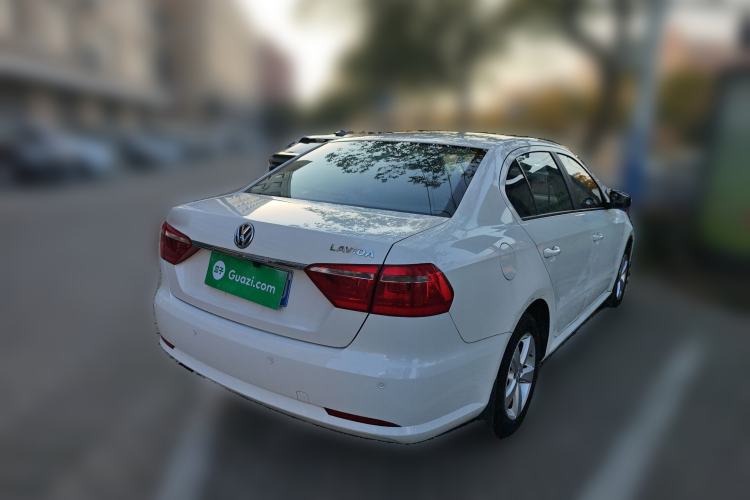 Used Volkswagen Lavida 2013 Revised Classic 1.6L Manual Fashion Edition