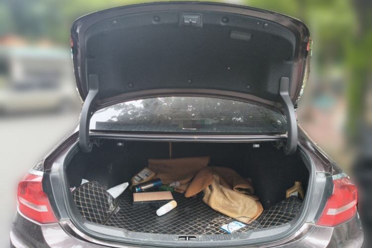 Used Buick LaCrosse 2018 28T Elite Edition Trunk