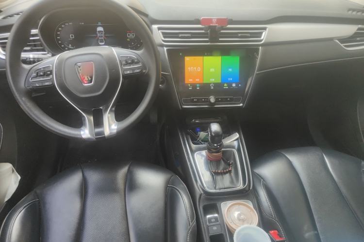 Used Roewe i5 2020 1.5L Automatic 4G Connect Luxury Flagship Edition
