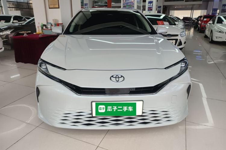 Used Toyota Camry 2024 Dual-Motor 2.0 HE Elite Edition