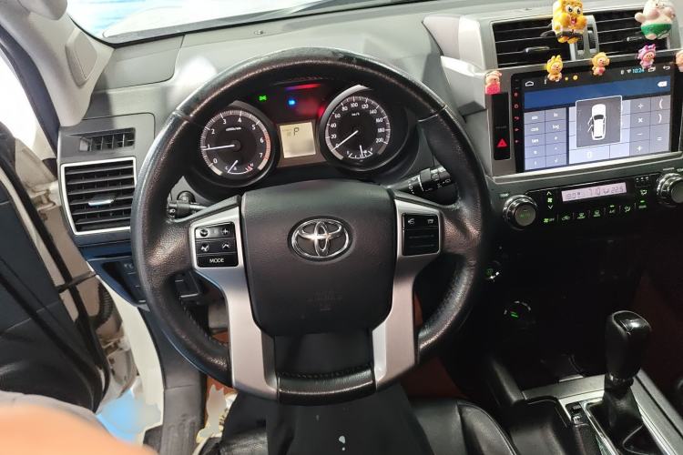 Used Toyota Prado 2016 2.7L Automatic Standard Edition Steering Wheel
