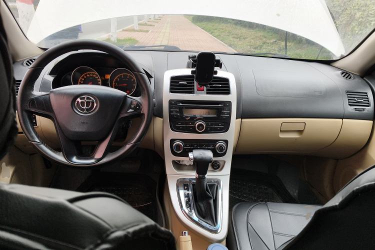 Used Brilliance H330 2013 1.5L Automatic Luxury Model