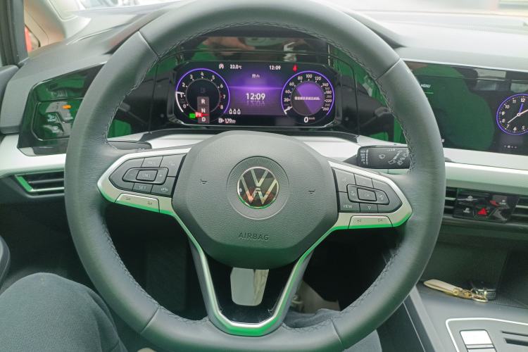 Used Volkswagen Golf 2021 280TSI DSG Pro First Edition Steering Wheel