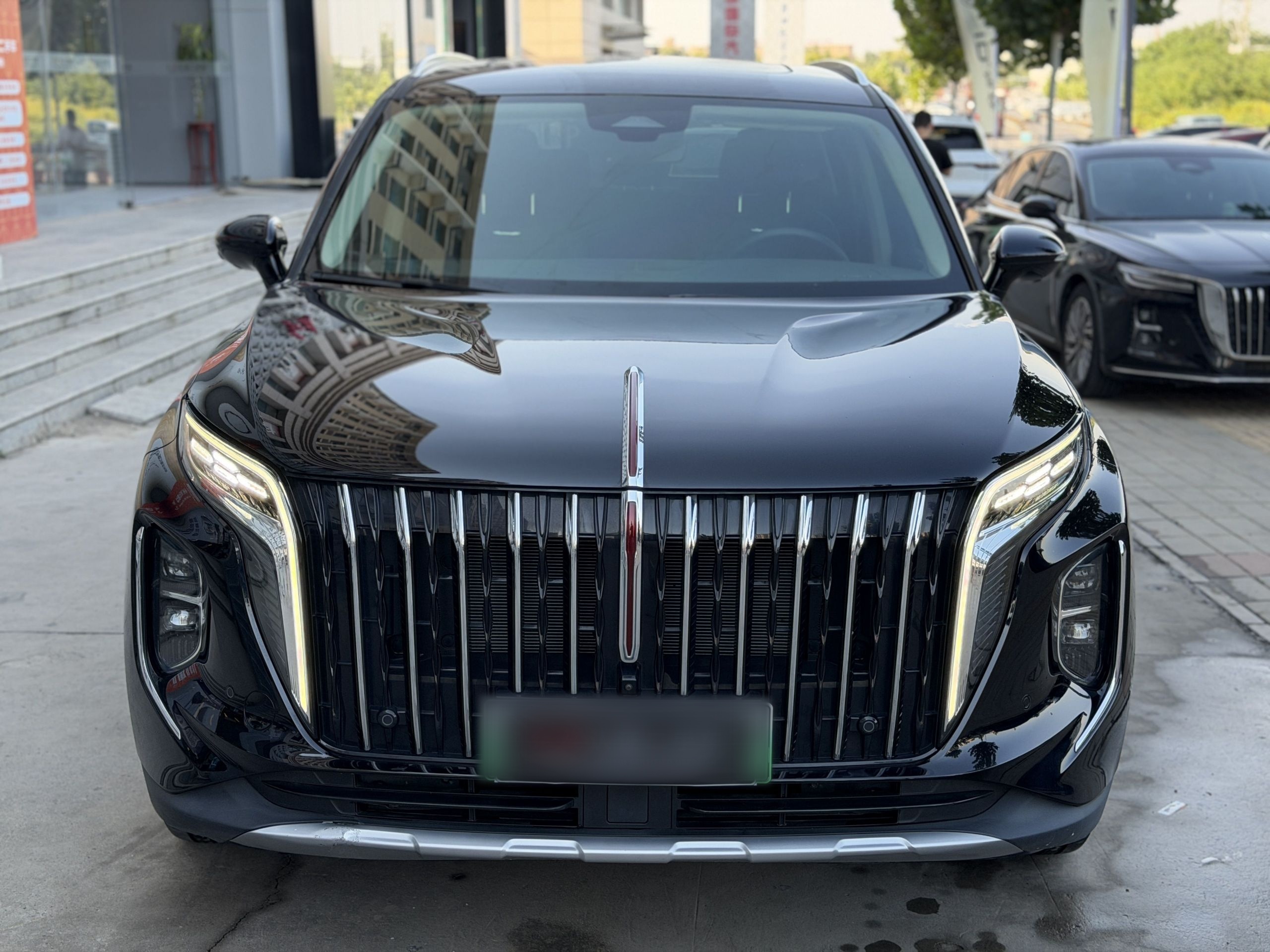 Hongqi HS7 PHEV 2024 2.0T PHEV Four-Wheel Drive Flagship Edition 7 Seats — снимка 12
