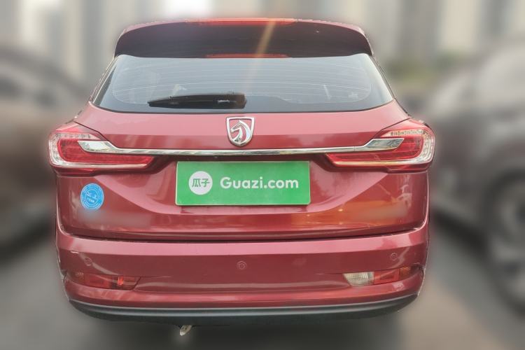 Used Baojun 310W 2017 1.5L Manual Fashion Model China V Rear