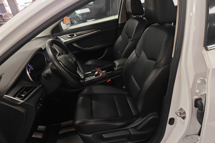 Used Changan Eado 2019 Blue Whale Edition 280T GDI DCT High-Speed Model
