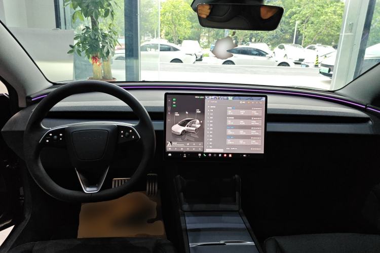 Used Tesla Model 3 2025 Rear-Wheel-Drive Version Center Console