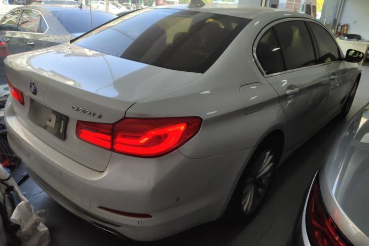 Used BMW 5 Series 2020 525Li Luxury Package
