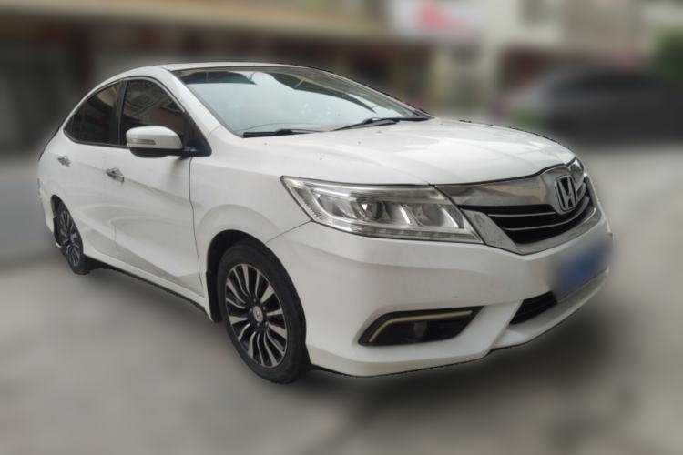 Used Honda Crider 2013 1.8L automatic luxury edition Front Right 45 Deg