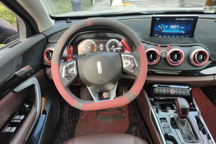 Used Wey VV7 2017 2.0T Flagship Model
