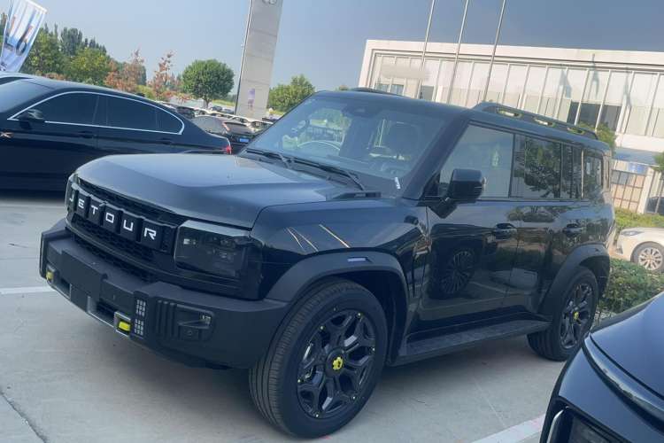 Used JETOUR Traveler C-DM 2024 C-DM 208KM Mountain & Wilderness Edition Exterior 5