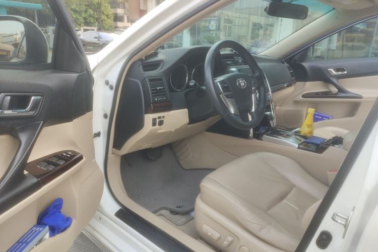 Used Toyota Reiz 2012 2.5V Fengdu Elite Stylish Edition Driver Seat