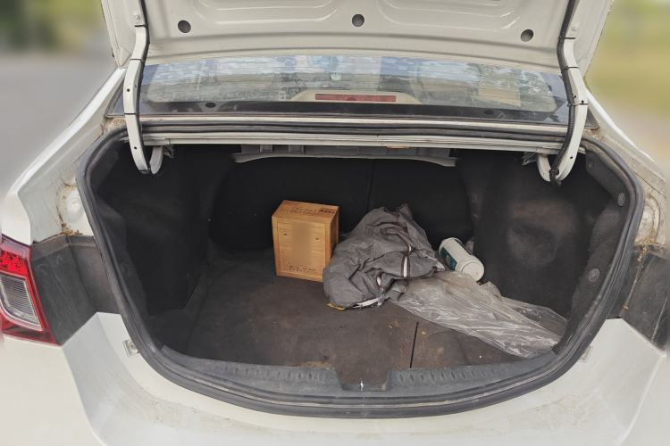 Used CHANGAN Alsvin V5 2012 1.5L Manual Dream Edition Trunk