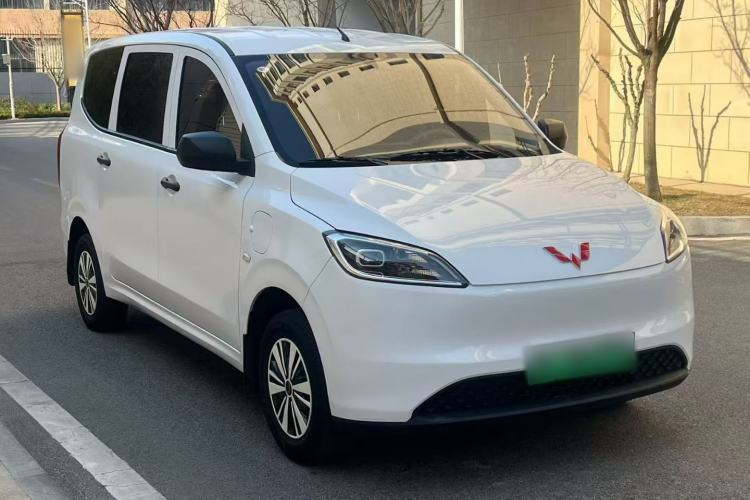 Used Wuling Hongguang New Energy 2024 All-Electric Model 300KM Practical Version