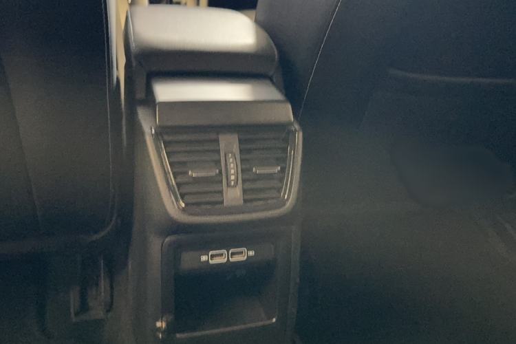 Used Skoda Octavia 2022 1.5L Manual Comfort Edition Interior 7