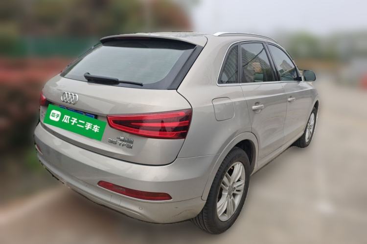 Used Audi Q3 2015 35 TFSI Comfort Model Rear Right 45 Deg