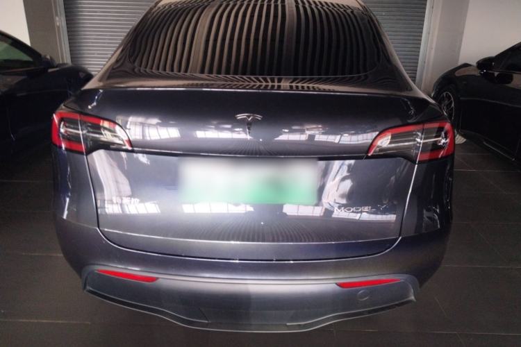 Used Tesla Model Y 2024 Rear-Wheel-Drive Version
