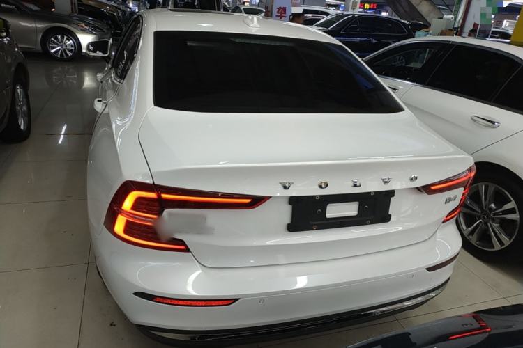 Used Volvo S60 2023 B4 Zhiyi Luxury Edition Rear