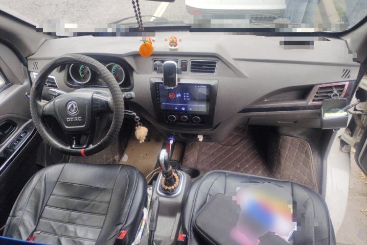 Used Dongfeng Yufeng EM26 2023 Standard Edition 41.472 kWh Henan Lithium Power Center Console