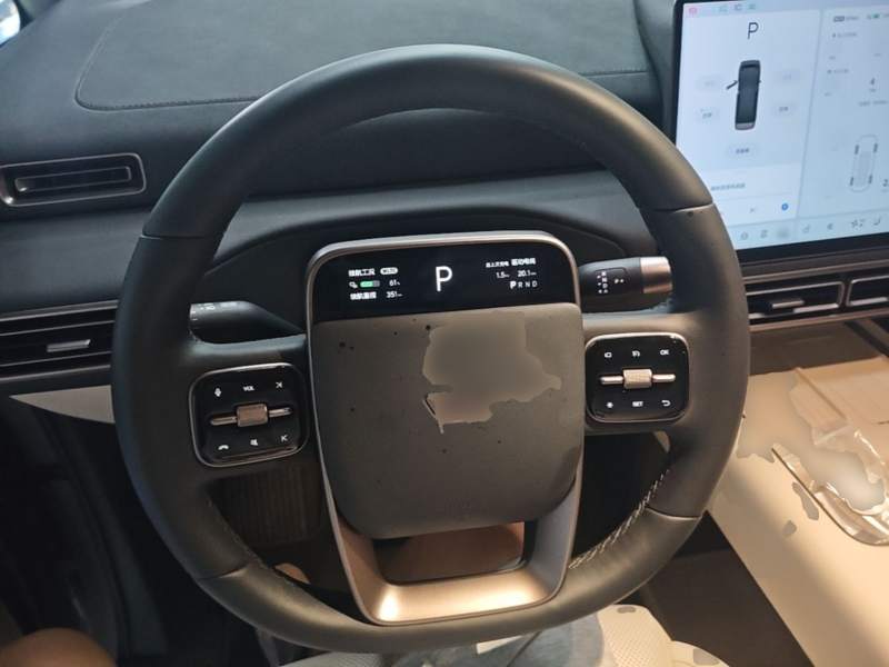 Used Li Auto MEGA 2025 Ultra Smart Refreshed Edition — 10