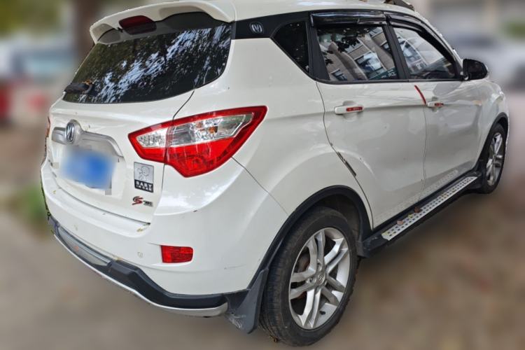 Used CHANGAN CS35 2014 1.6L Manual Luxury Model China IV Standard Rear Right 45 Deg