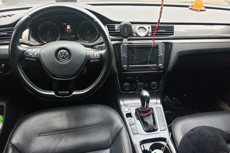 Used Volkswagen Passat 2016 330TSI DSG Prestige Edition