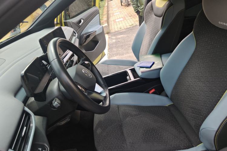 Used Volkswagen ID.4 X 2021 Pro Smart Long-Range Edition Left Front Seat