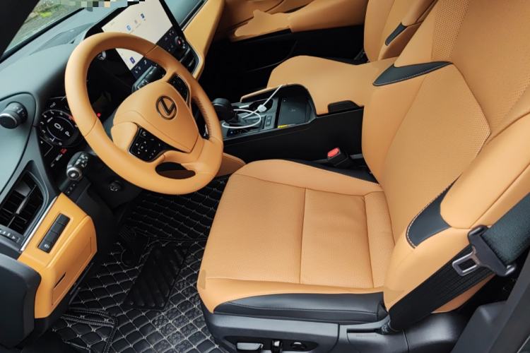 Used Lexus ES 2025 200 Premium Edition
