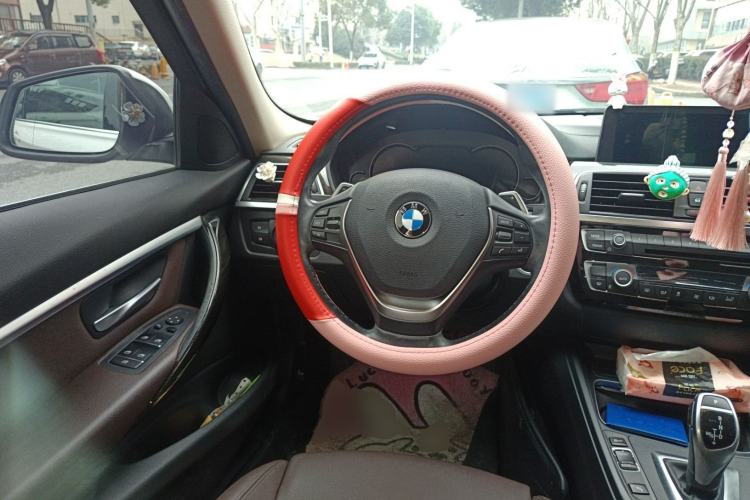 Used BMW 3 Series 2018 320Li Leading Luxury Package
