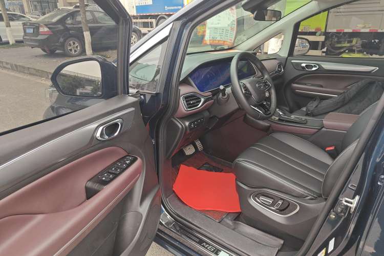 Used GAC Trumpchi M6 2021 PRO 270T Automatic Luxury Edition