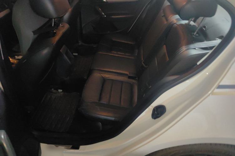 Used Volkswagen Lavida 2013 Revised Version 1.4 TSI DSG Comfort Edition Left Rear Seat