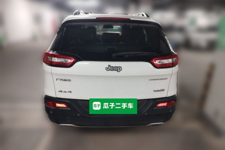 Used Jeep Cherokee 2016 2.4L Professional Edition Rear