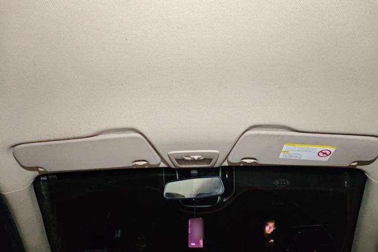 Used Baojun 630 2014 1.5L manual standard version
