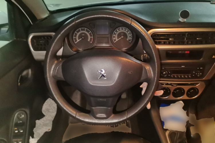 Used Peugeot 301 2014 1.6L Manual Comfort Edition Steering Wheel