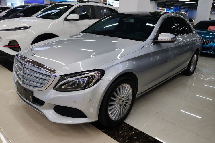 Used Mercedes-Benz C-Class 2015 Facelift C 200 L