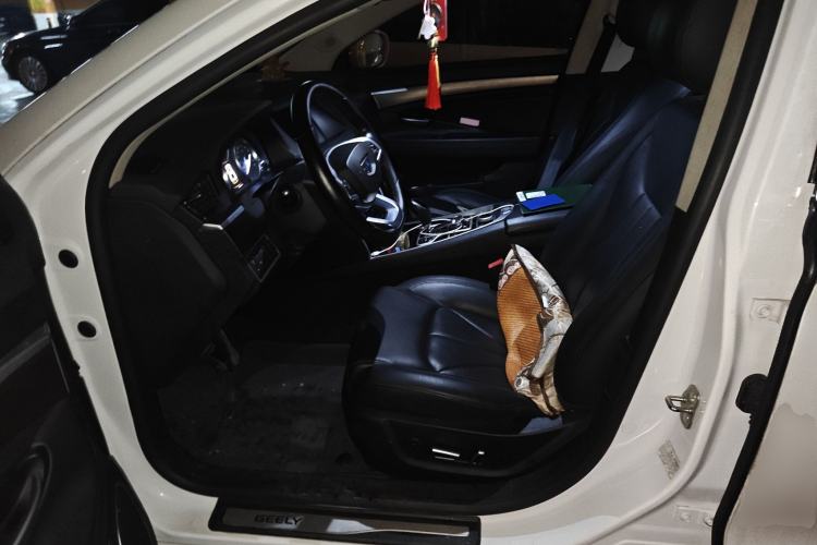 Used Geely Auto Emgrand GT 2017 1.8T Luxury Model
