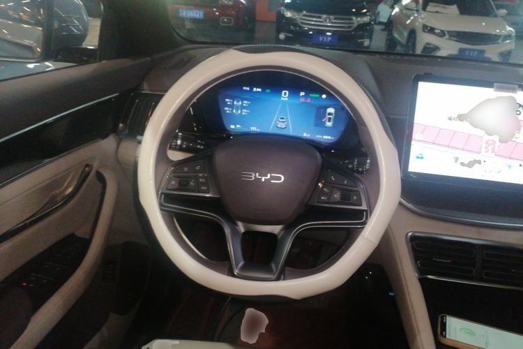 Used BYD Song PLUS New Energy 2025 EV 520km Luxury Version Steering Wheel